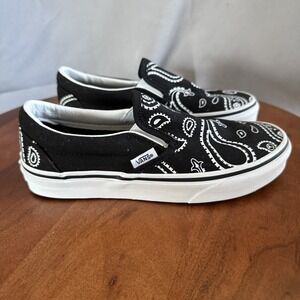 VANS  Classic Slip On Peace Paisley Black and White Sneakers Women's 5.5/Youth 4